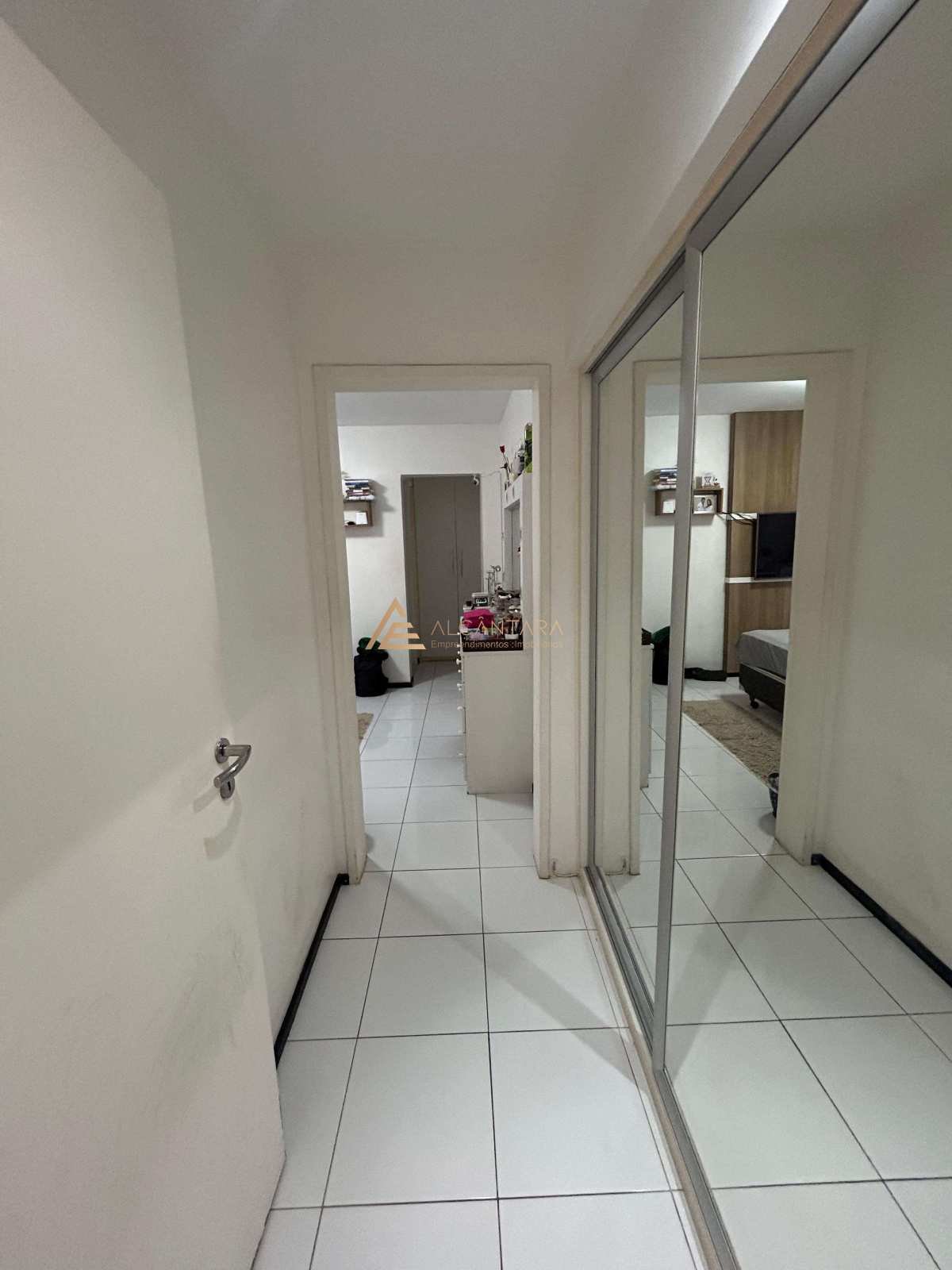 Apartamento à venda com 3 quartos, 140m² - Foto 9