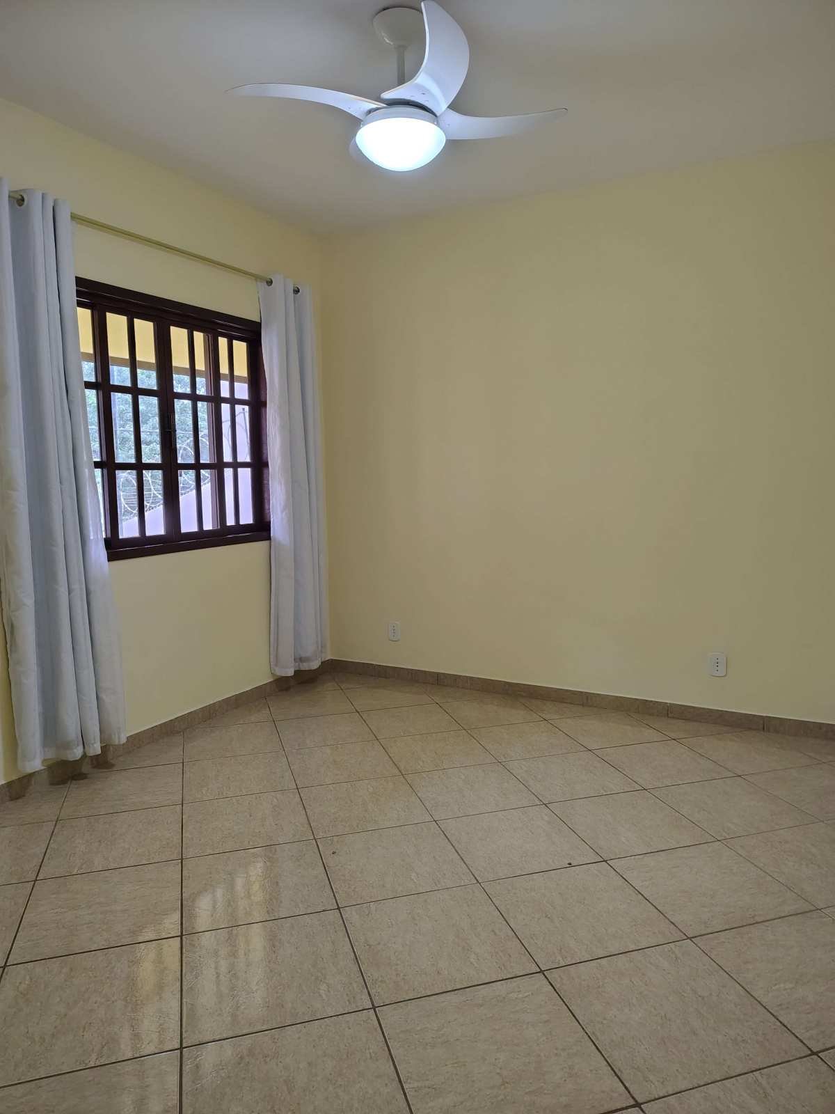 Casa à venda com 3 quartos, 131m² - Foto 11
