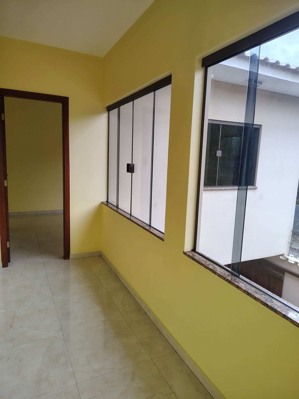 Casa à venda com 3 quartos, 131m² - Foto 14