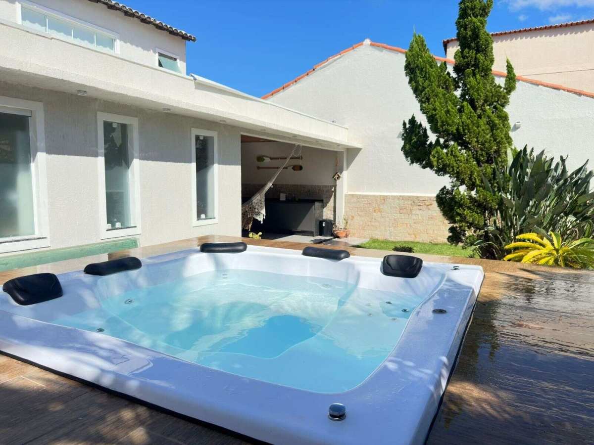 Casa Mobiliada dos Sonhos em São Pedro da Aldeia – 3 quartos, Área Gourmet Completa e Jacuzzi