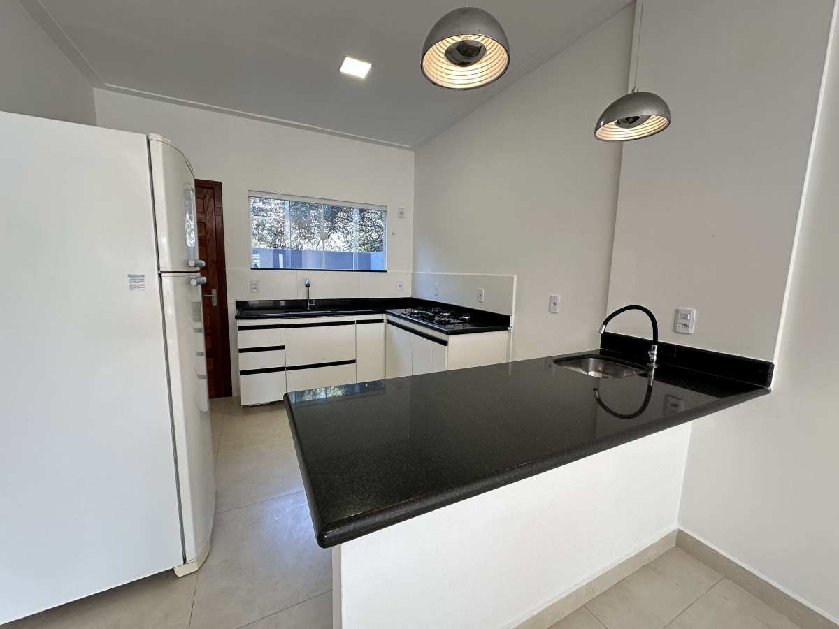 Casa à venda com 2 quartos, 112m² - Foto 11