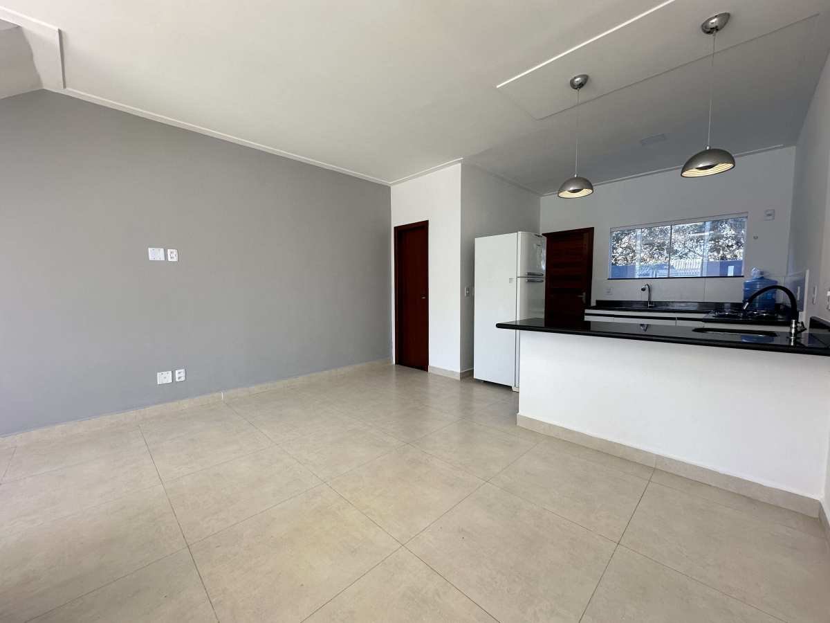 Casa à venda com 2 quartos, 112m² - Foto 5