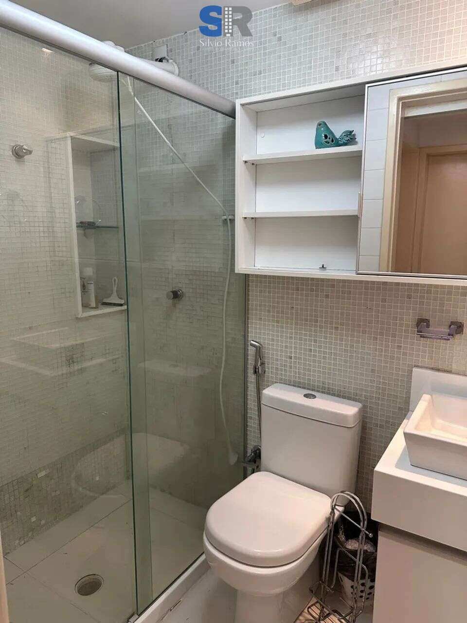 Apartamento para alugar com 2 quartos, 99m² - Foto 13