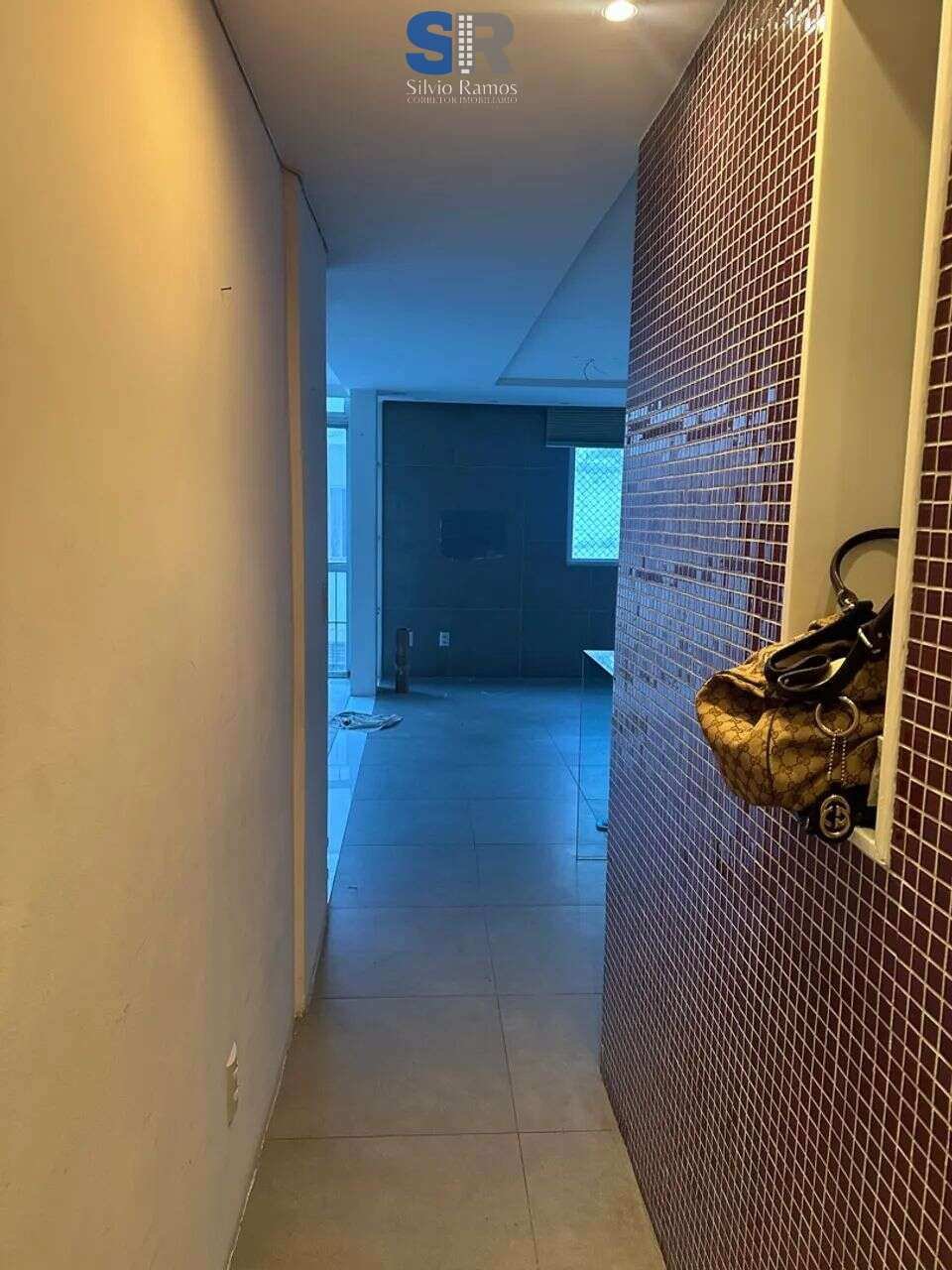Apartamento para alugar com 2 quartos, 99m² - Foto 12