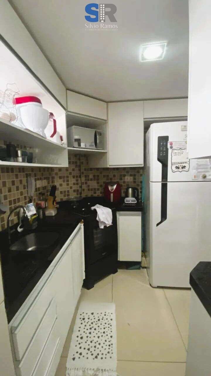 Apartamento à venda com 2 quartos, 62m² - Foto 3