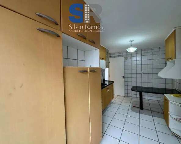 Apartamento à venda com 3 quartos, 95m² - Foto 4