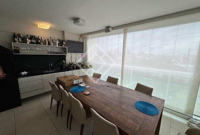 Apartamento para alugar com 4 quartos, 241m² - Foto 7