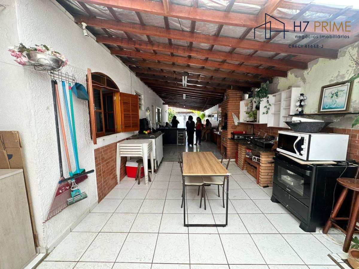 Casa à venda, com 3 quartos - H7 Prime negócios imobiliários ltda