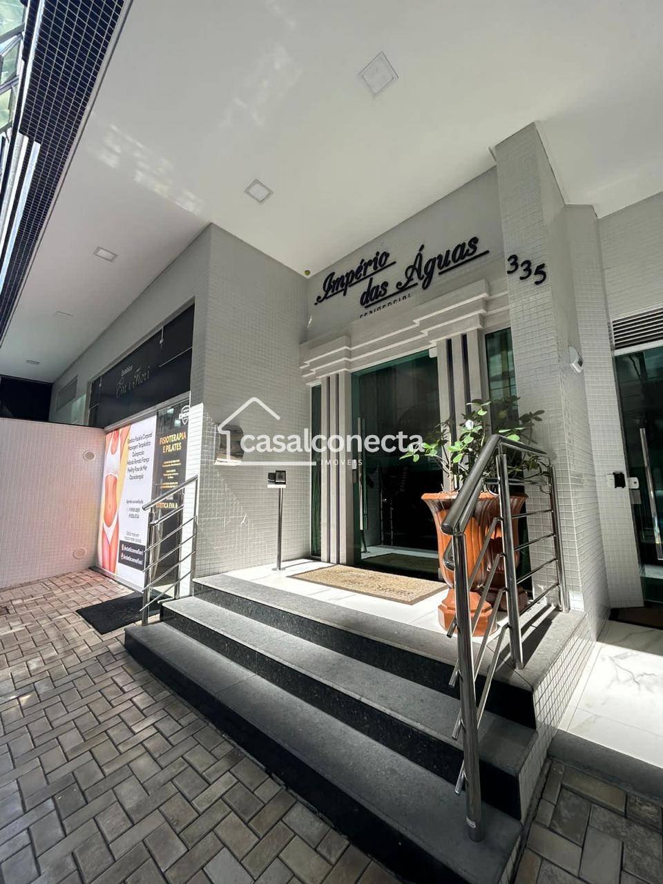 Apartamento à venda com 3 quartos, 135m² - Meia Praia,Itapema