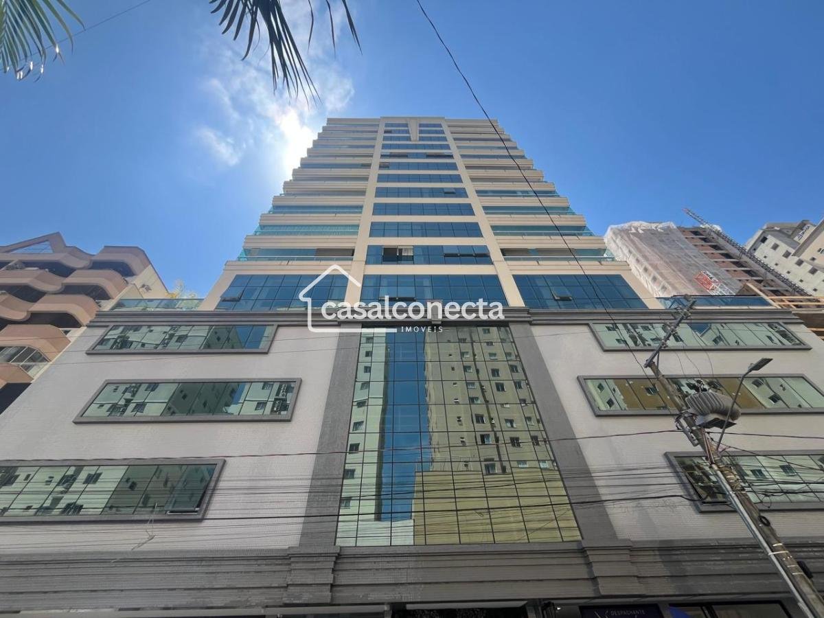 Apartamento à venda com 4 quartos, 146m² - Meia Praia,Itapema