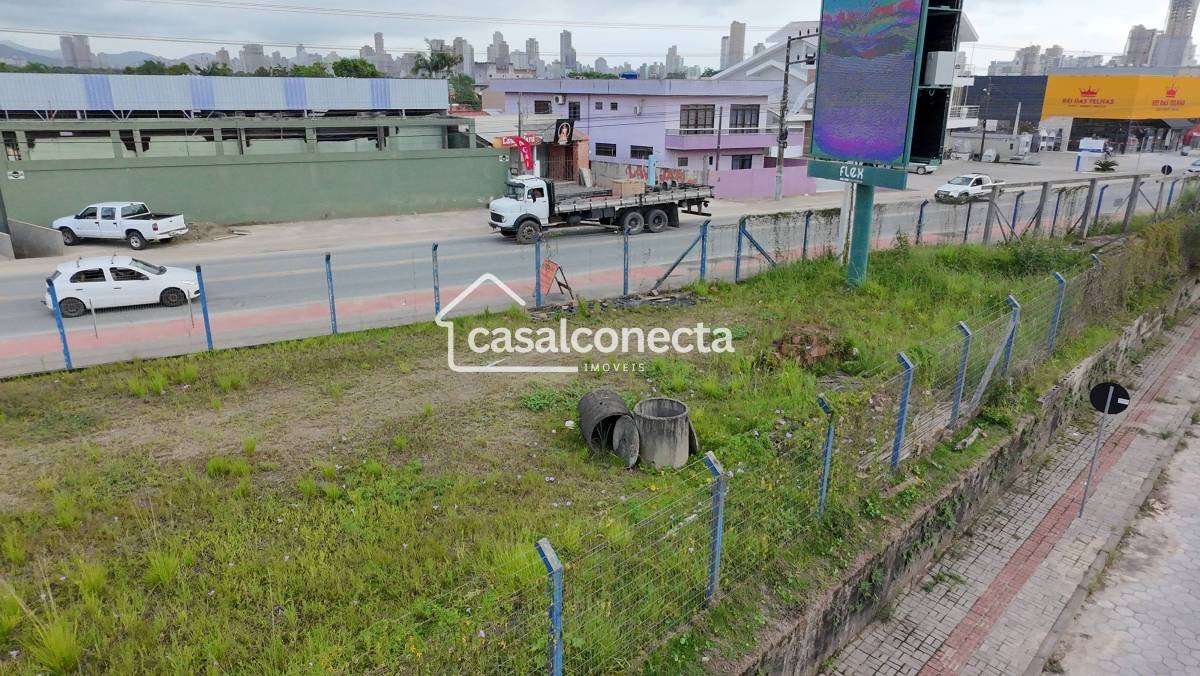Banner - Terreno para alugar em Porto Belo, Perequê, 1509m²