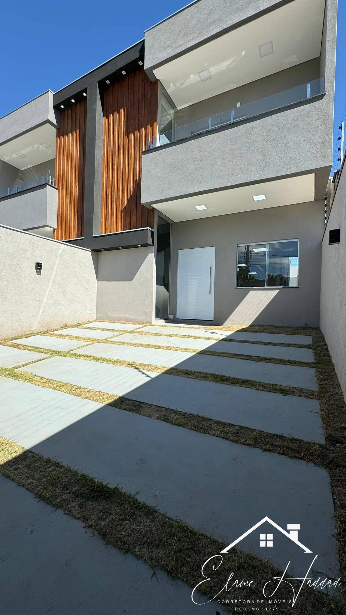 Sobrado à venda em Campo Grande, Tv Morena, com 03 quartos, 218m² - Elaine Haddad - Corretora de Imóveis