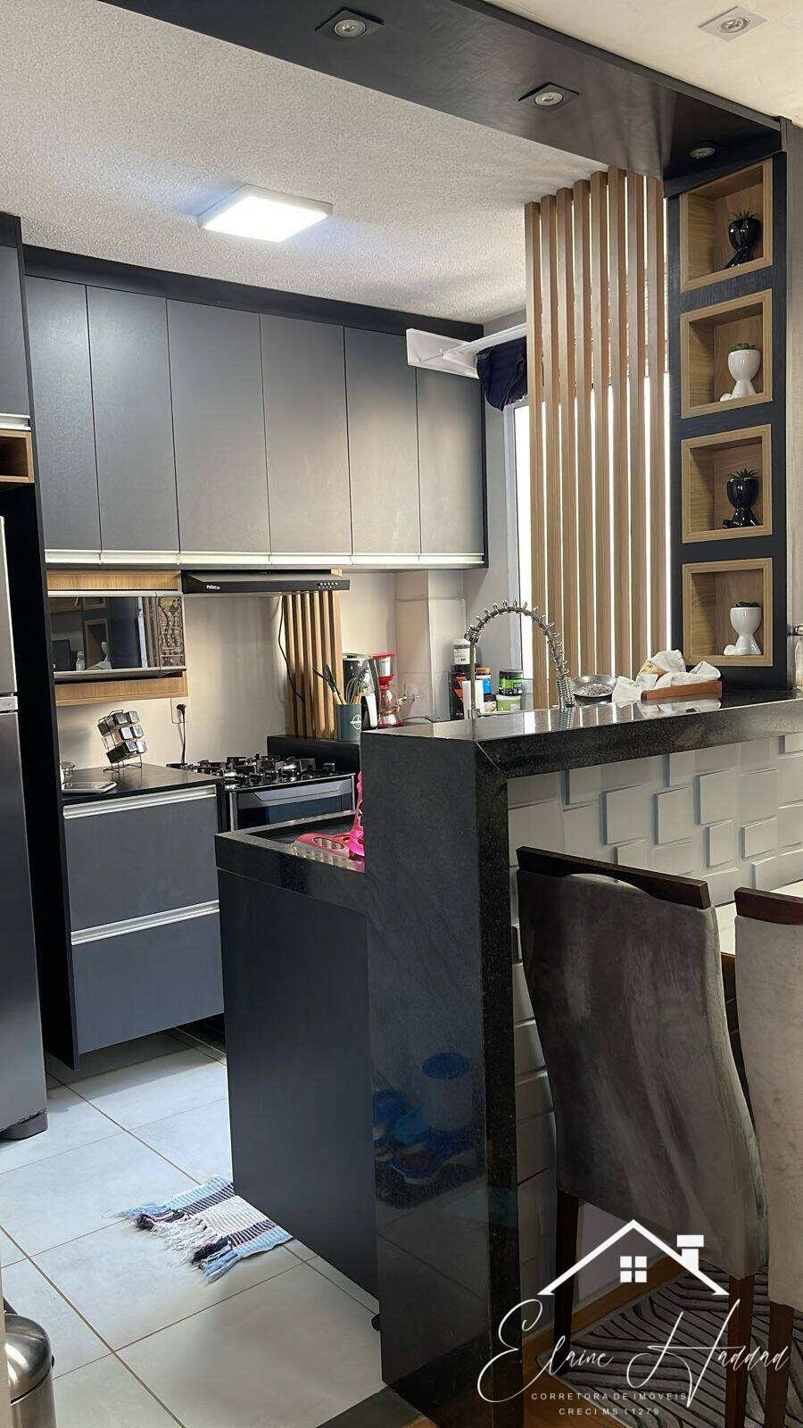 Apartamento á venda no bairro Pioneiros