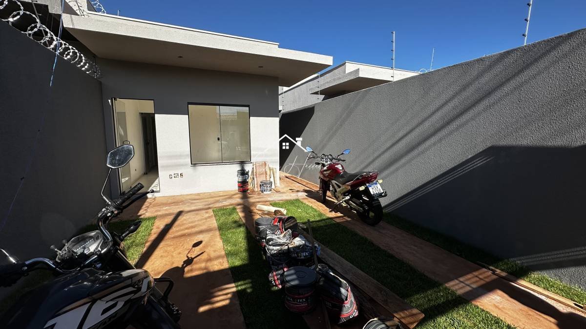 Casa à venda em Campo Grande, Alves Pereira, com 02 quartos, 61,25m² - Elaine Haddad - Corretora de Imóveis