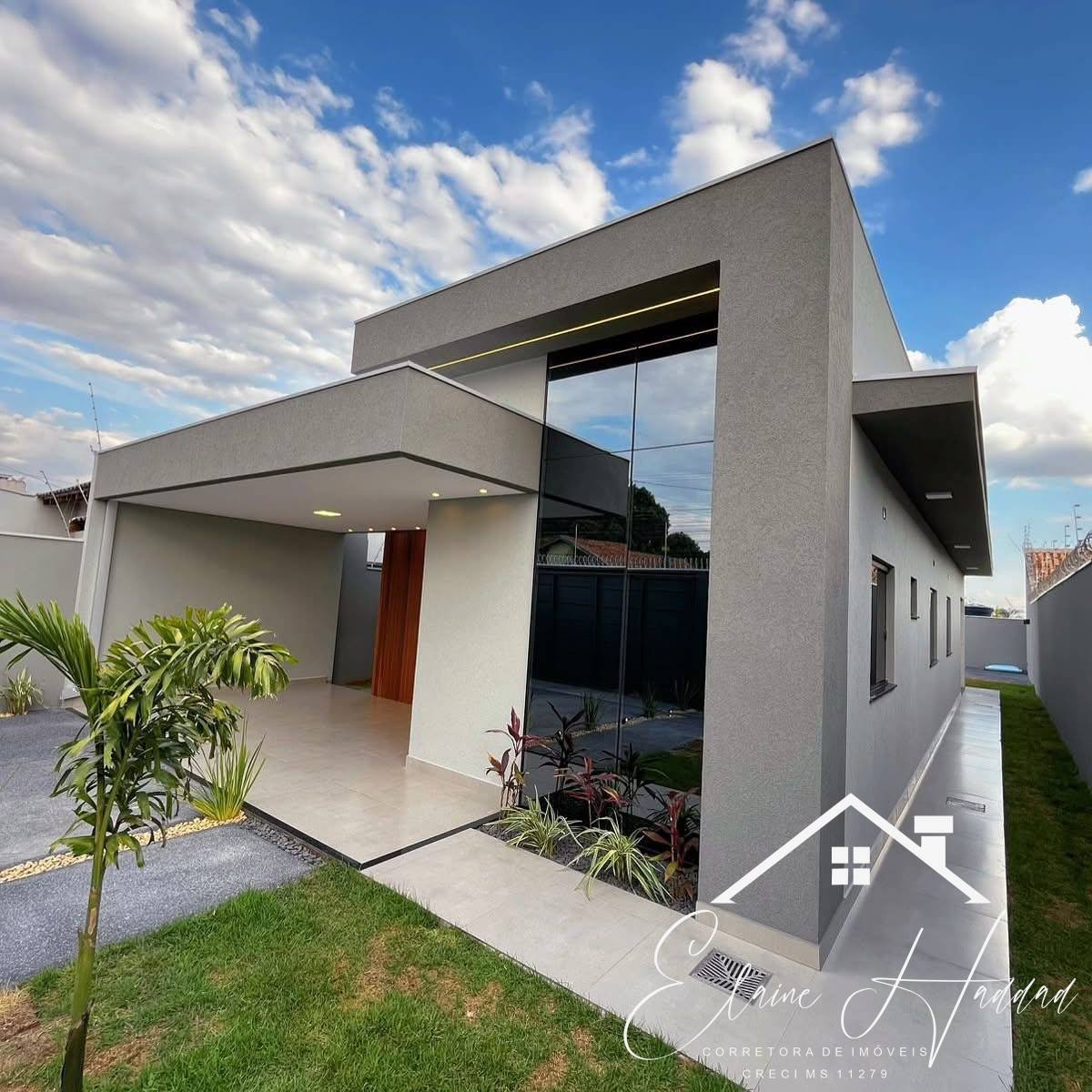 Casa à venda em Campo Grande, Pioneiros, com 3 quartos, 119m² - Elaine Haddad - Corretora de Imóveis