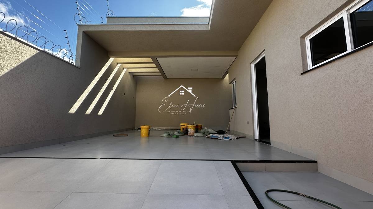 Casa à venda em Campo Grande, Rita vieira, com 3 quartos - Elaine Haddad - Corretora de Imóveis