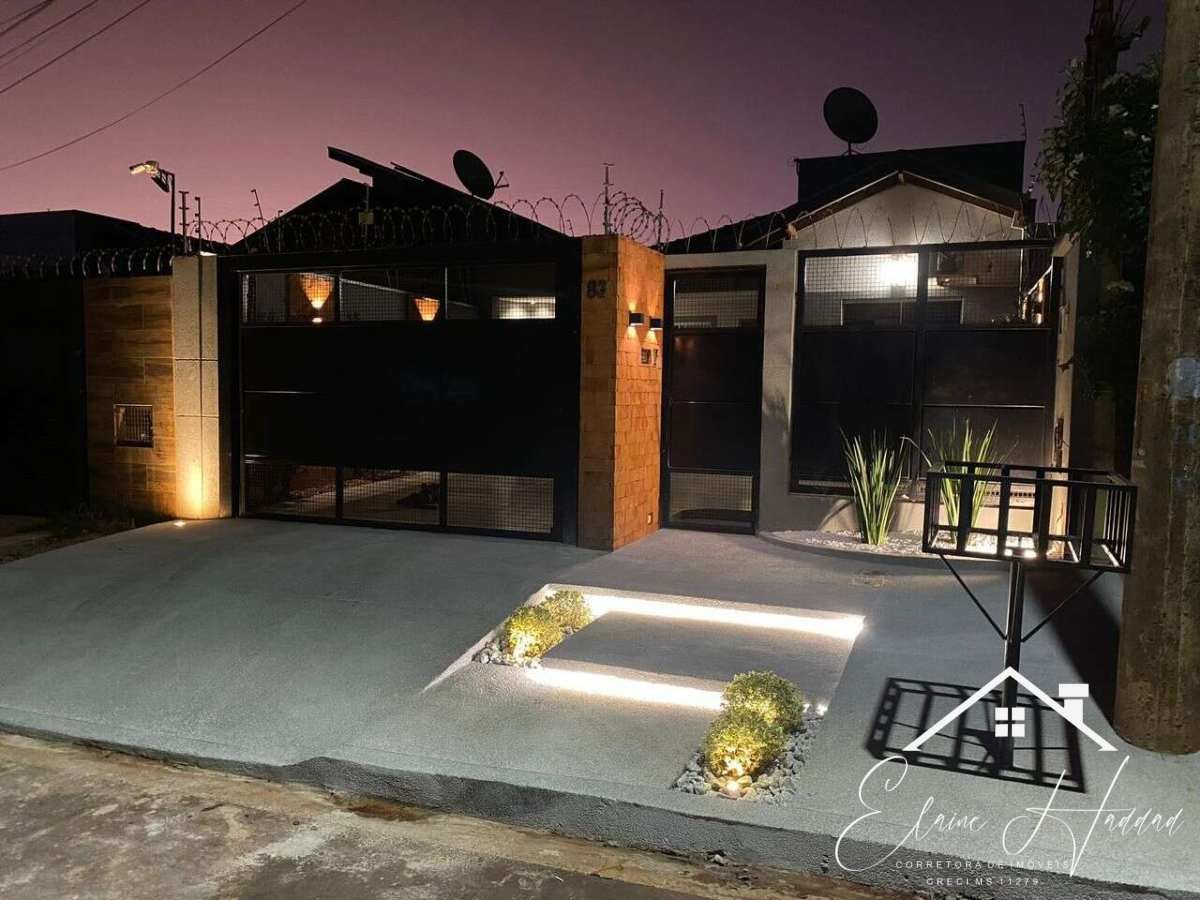 Casa Nova á venda de porta fechada no bairro Rita Vieira - Elaine Haddad - Corretora de Imóveis