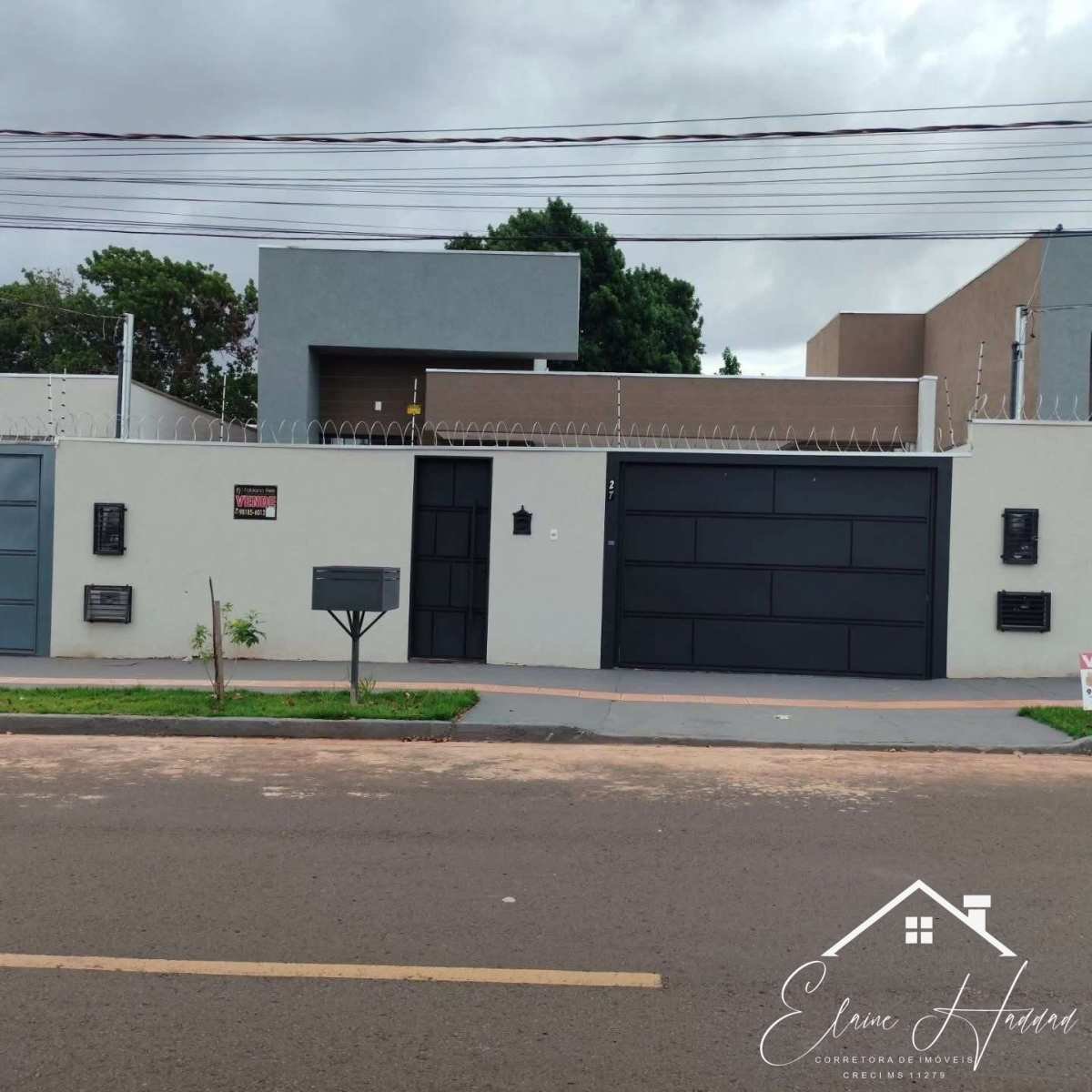 Casa Nova á venda no bairro Rita Vieira 1 - Elaine Haddad - Corretora de Imóveis