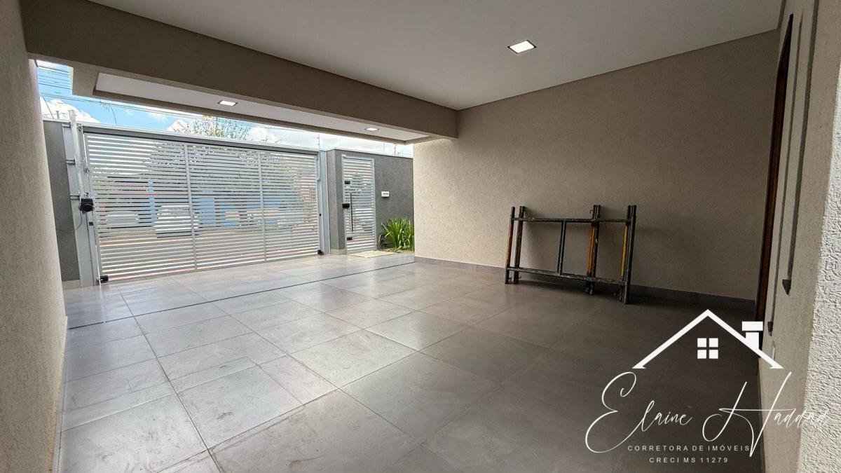 Casa Nova á venda no bairro Residencial Oliveira - Elaine Haddad - Corretora de Imóveis