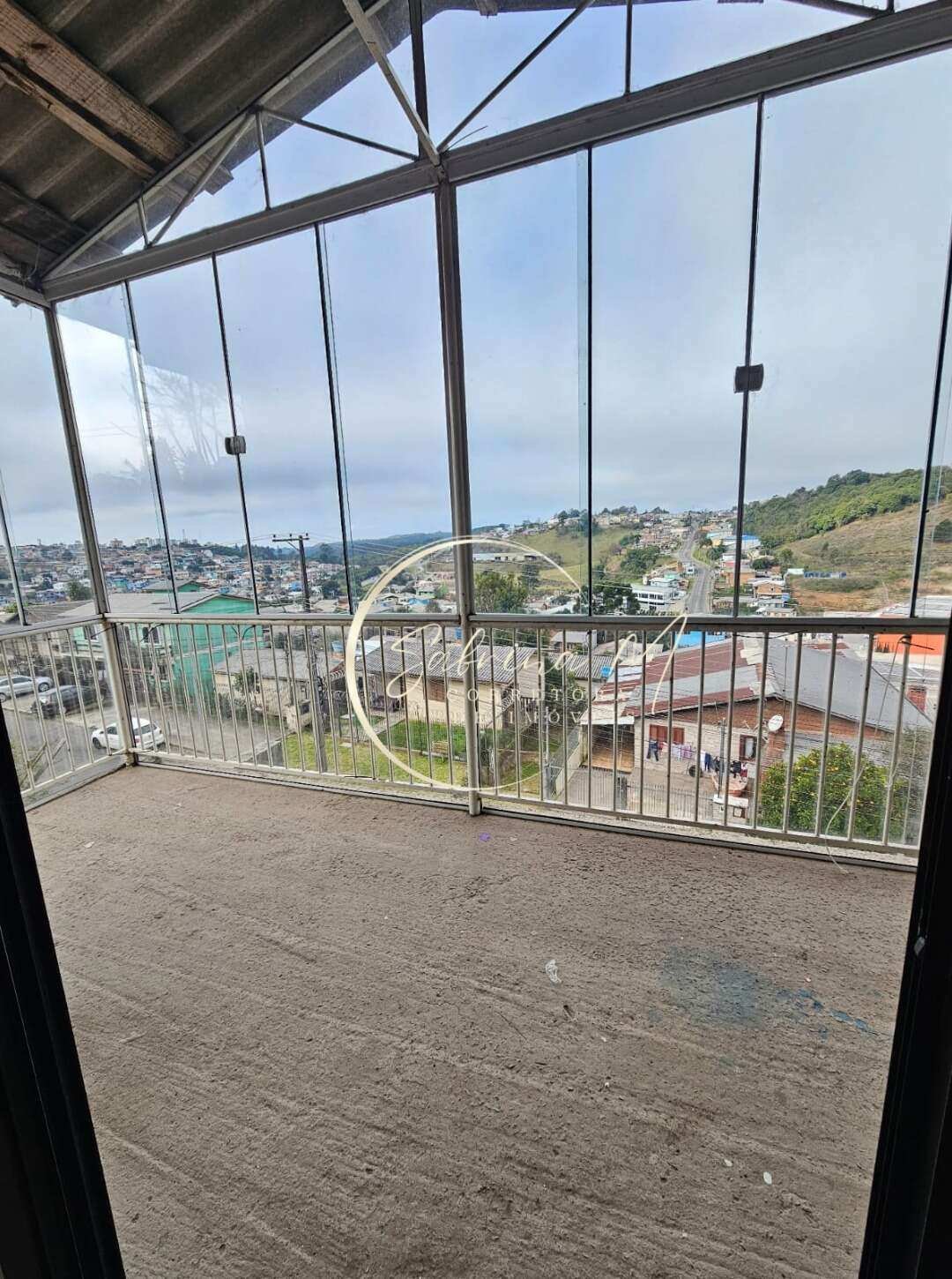 Casa à venda com 3 quartos, 97m² - Centenário,Caxias do Sul