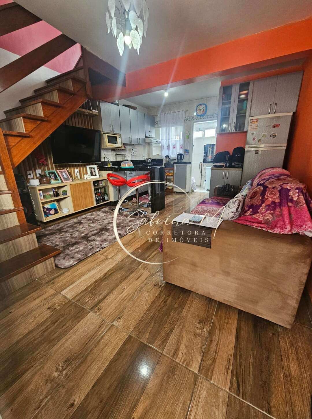 Sobrado à venda com 2 quartos, 50m² - Charqueadas,Caxias do Sul