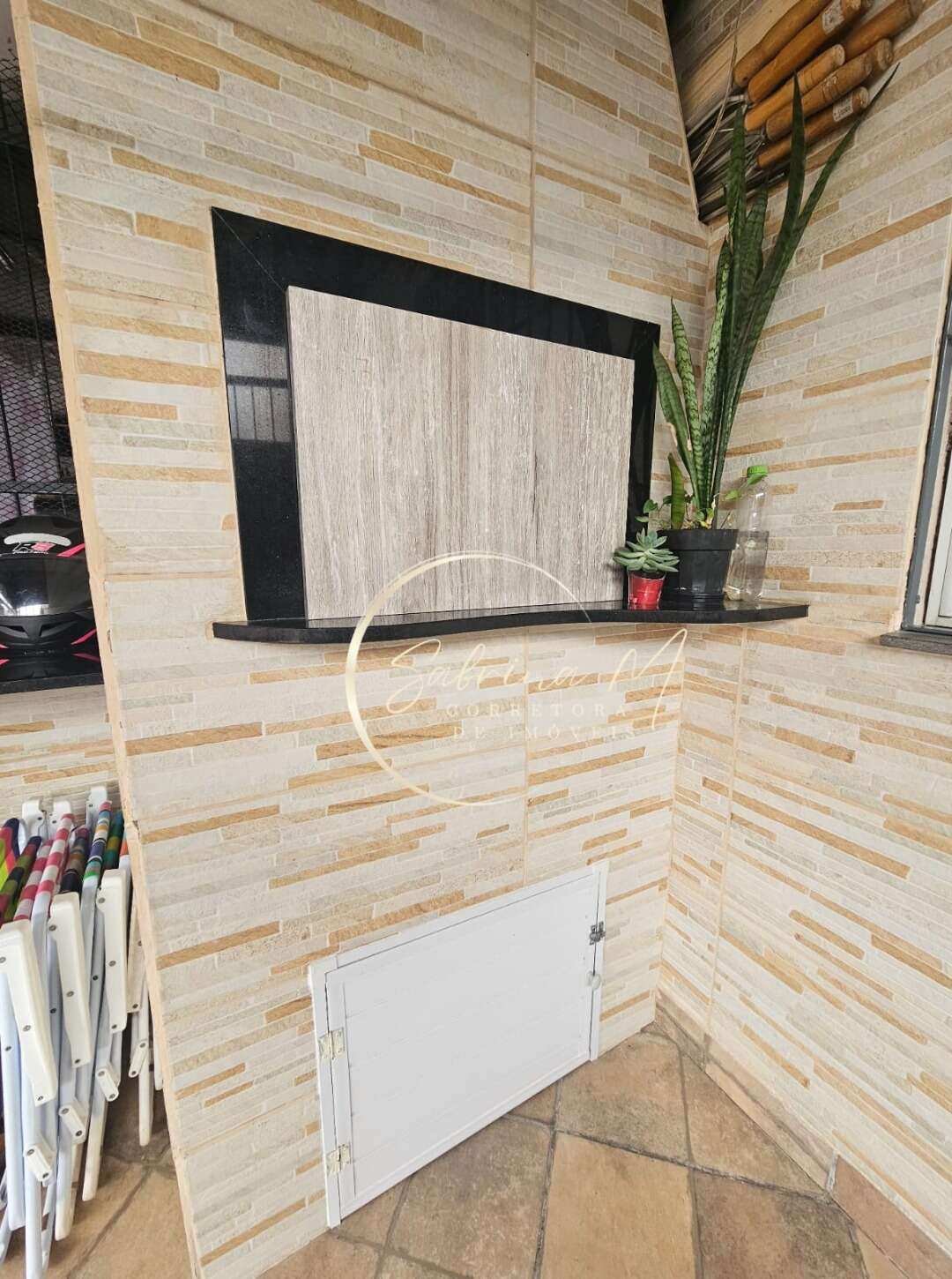 Sobrado à venda com 2 quartos, 50m² - Charqueadas,Caxias do Sul