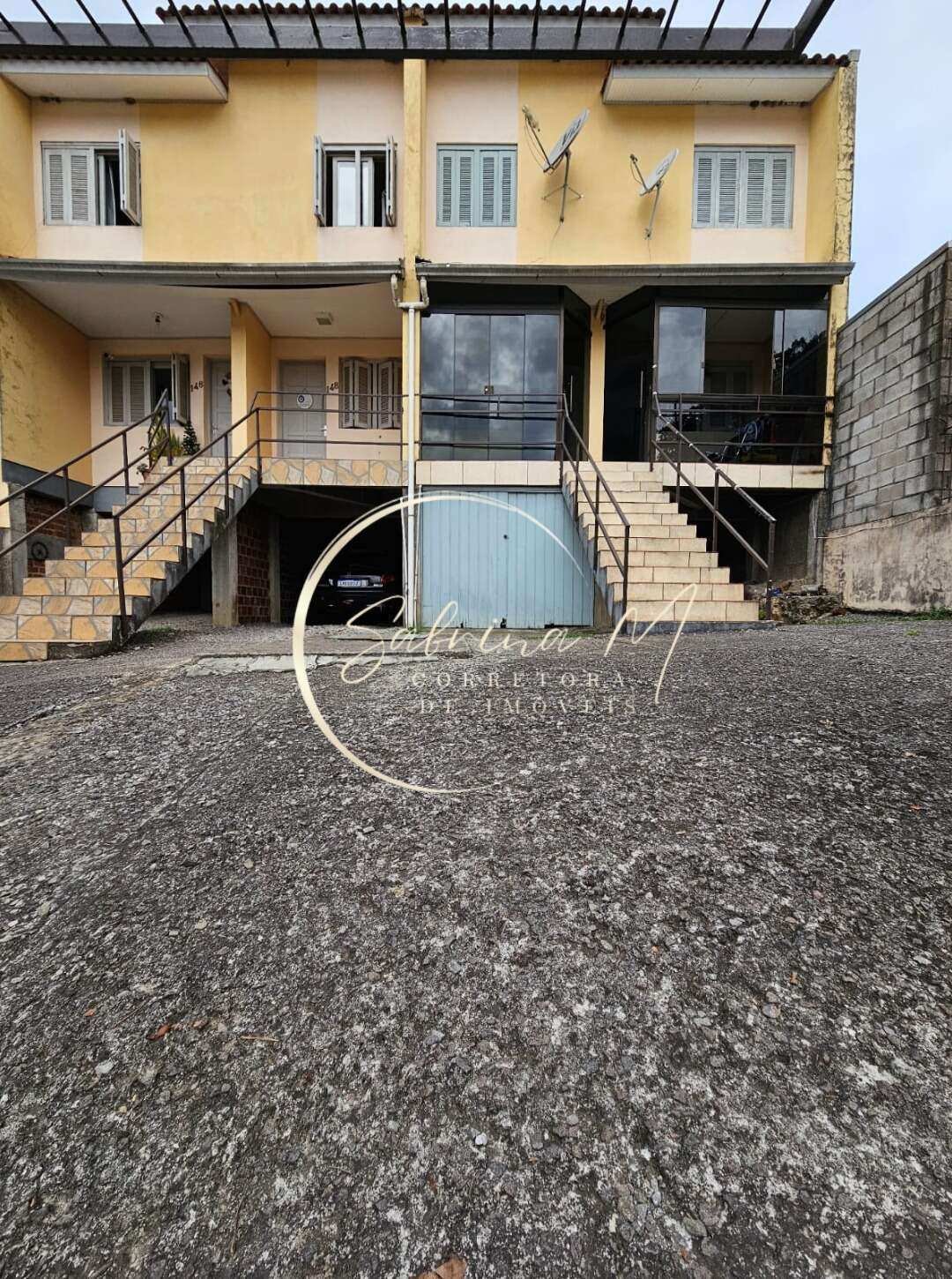 Triplex à venda com 2 quartos, 98m² - Jardim Iracema,Caxias do Sul