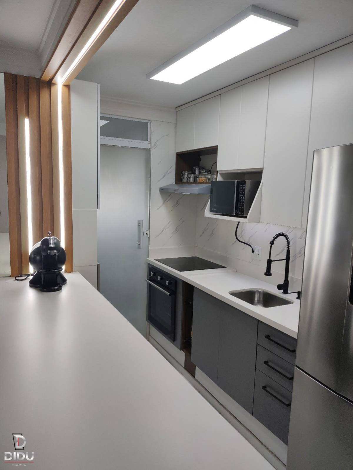 Apartamento à venda, no Spazzio Dell Arte, em Santo André, Campestre, com 3 quartos 1 suíte, 68m² 2 vagas. Andar super alto.
