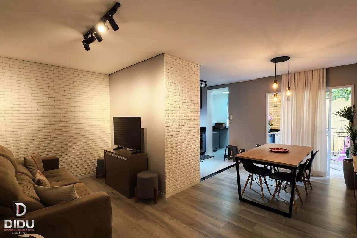 Procurando por um apto térreo e não consegue encontrar? Te apresento este lindo e aconchegante apto no Condomínio Villagio Piemonte