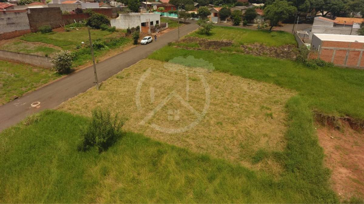  - Está em busca do local perfeito para construir uma casa? Apresentamos este terreno exclusivo, localizado em um jardim residencial tranquilo.