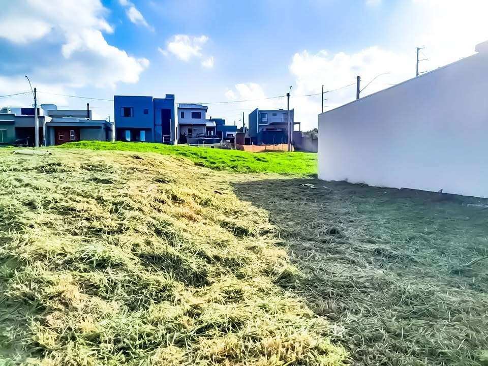 Terreno à venda, 150m² - Foto 1