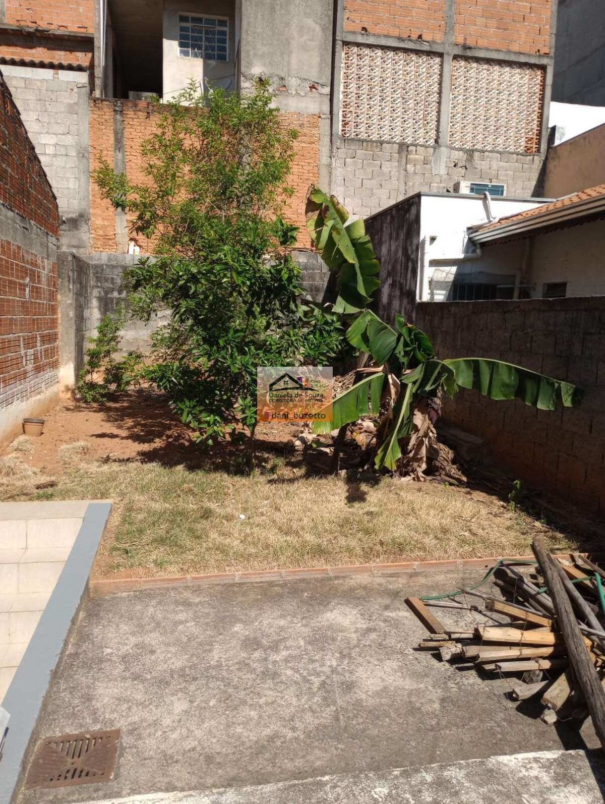 Casa à venda em Várzea Paulista, jd Maria de Fatima, com 1 quarto, 125m² - Daniela deSouza