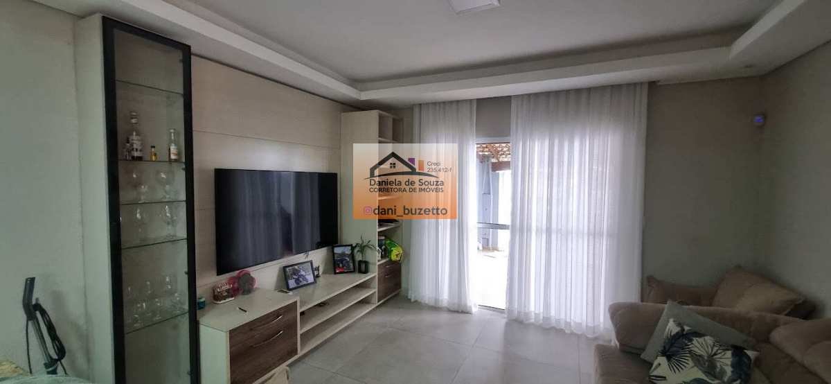 Casa à venda com 3 quartos, 160m² - ,