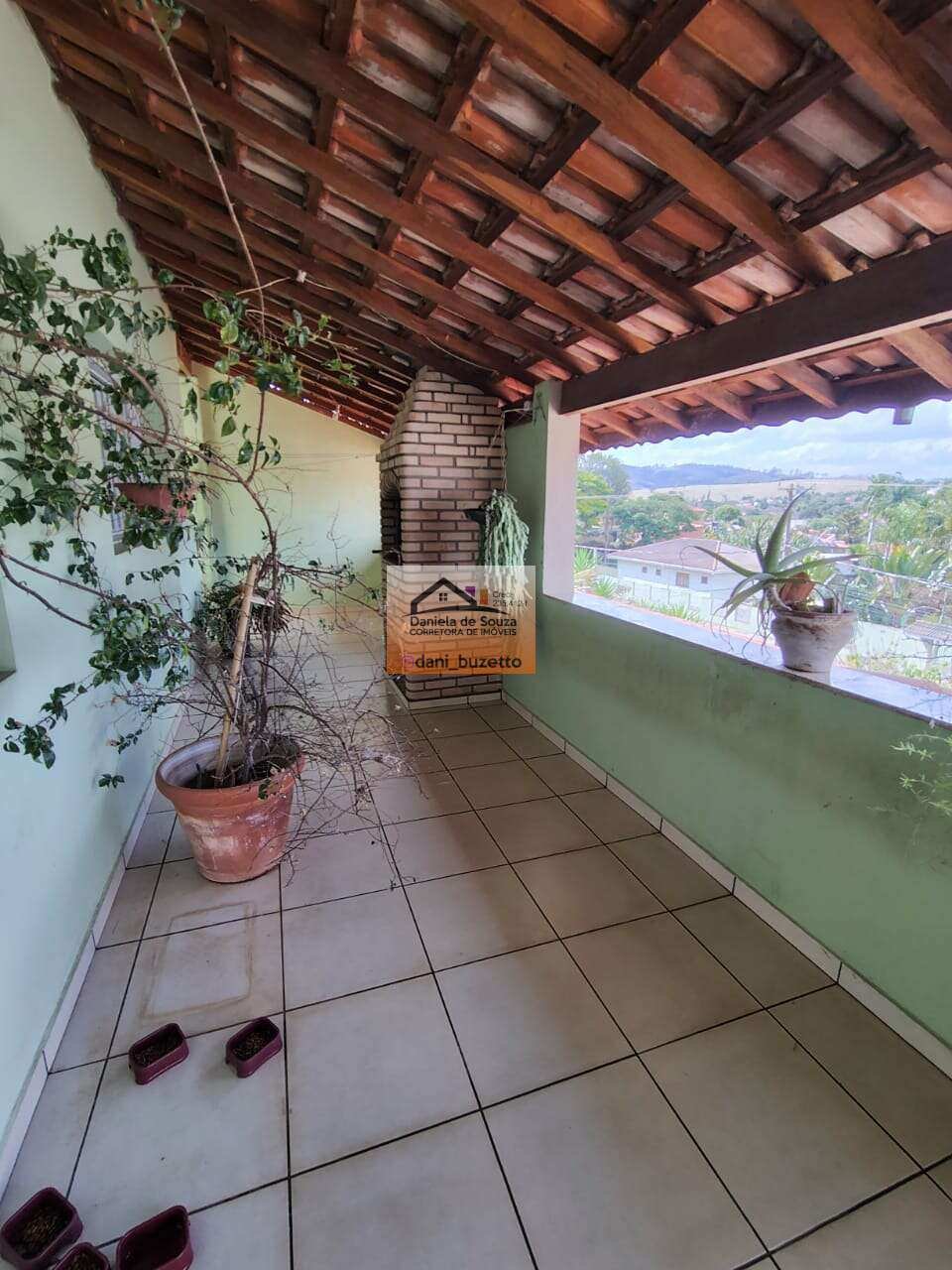 Chácara à venda com 3 quartos, 302m² - Leonor,Itatiba