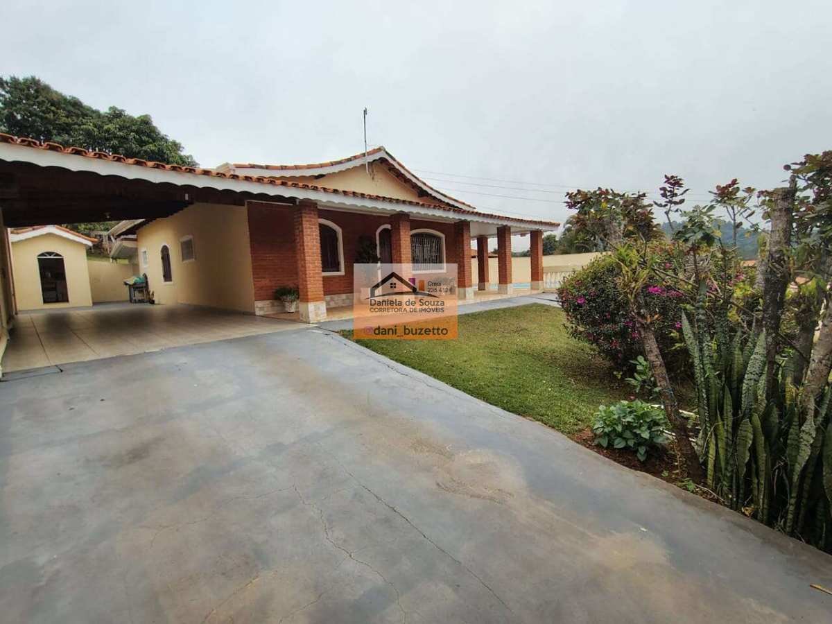 Chácara à venda com 3 quartos, 221m² - maracanã,Jarinu