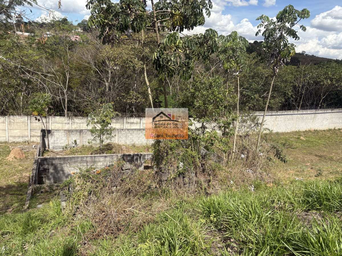 Terreno à venda - cond. Chacur,Várzea Paulista