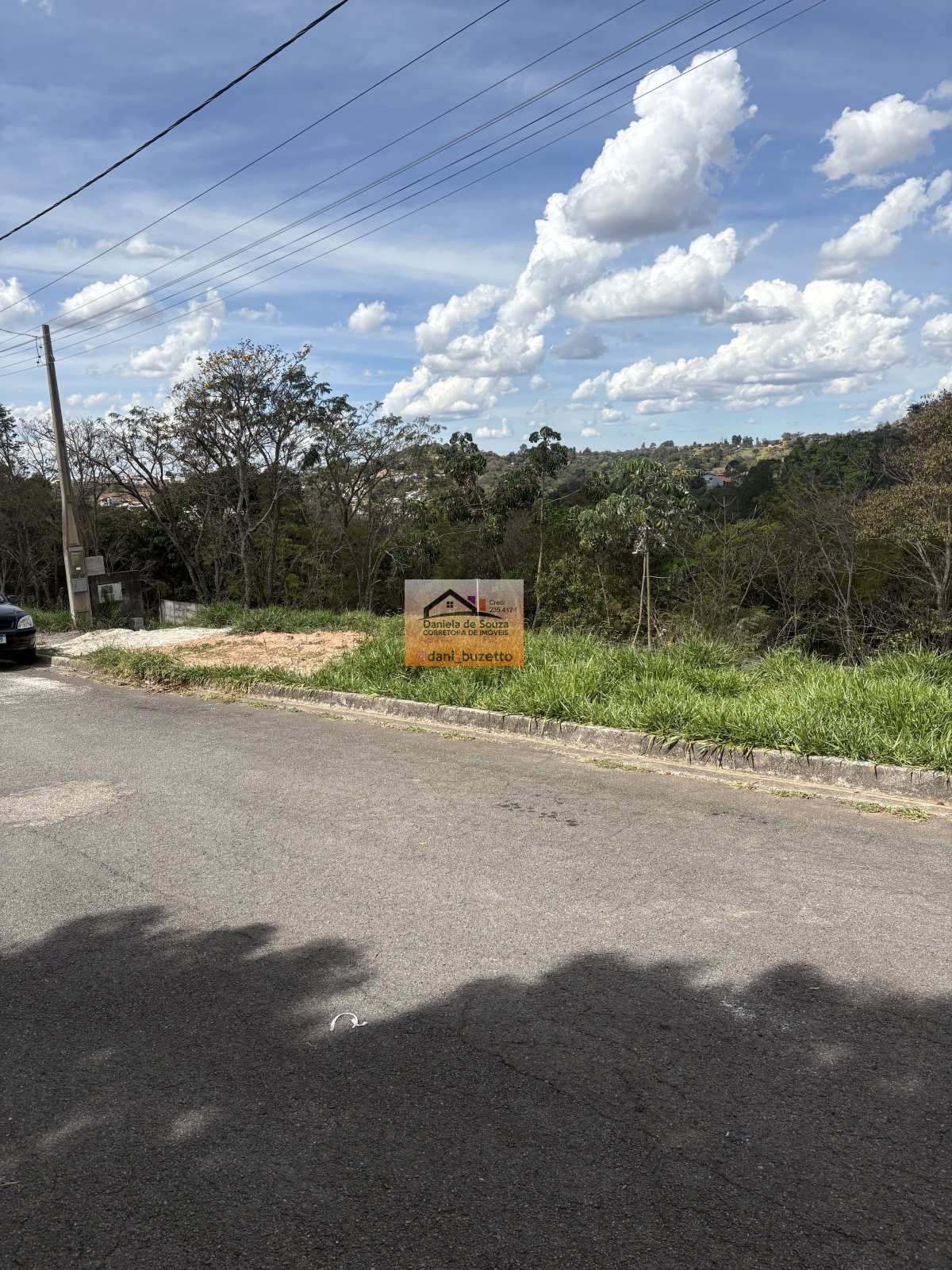 Terreno à venda em Várzea Paulista, cond. Chacur, 300m² - Daniela deSouza