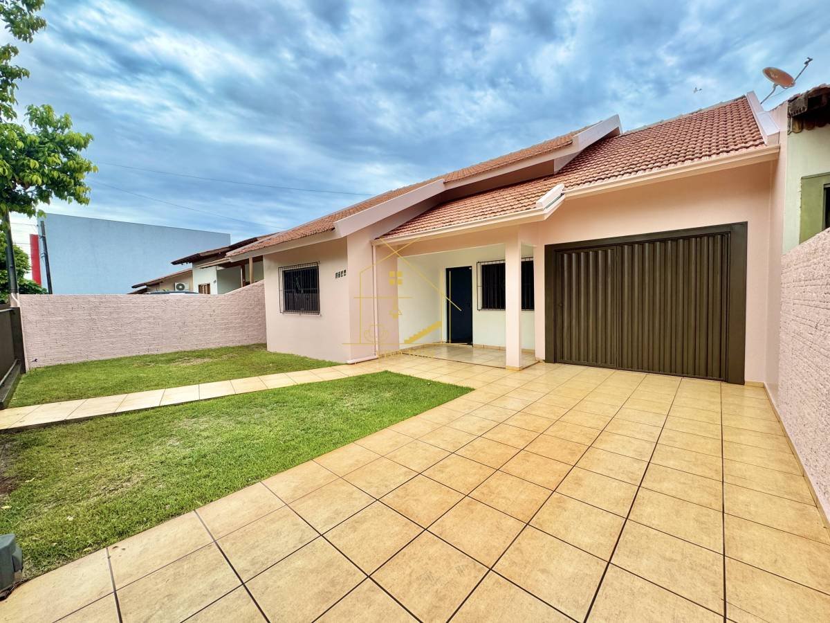 Casa 112m² - Terreno 318m² - A poucos passos do Supermercado Allmayer da Av. Irio Jacob Welp