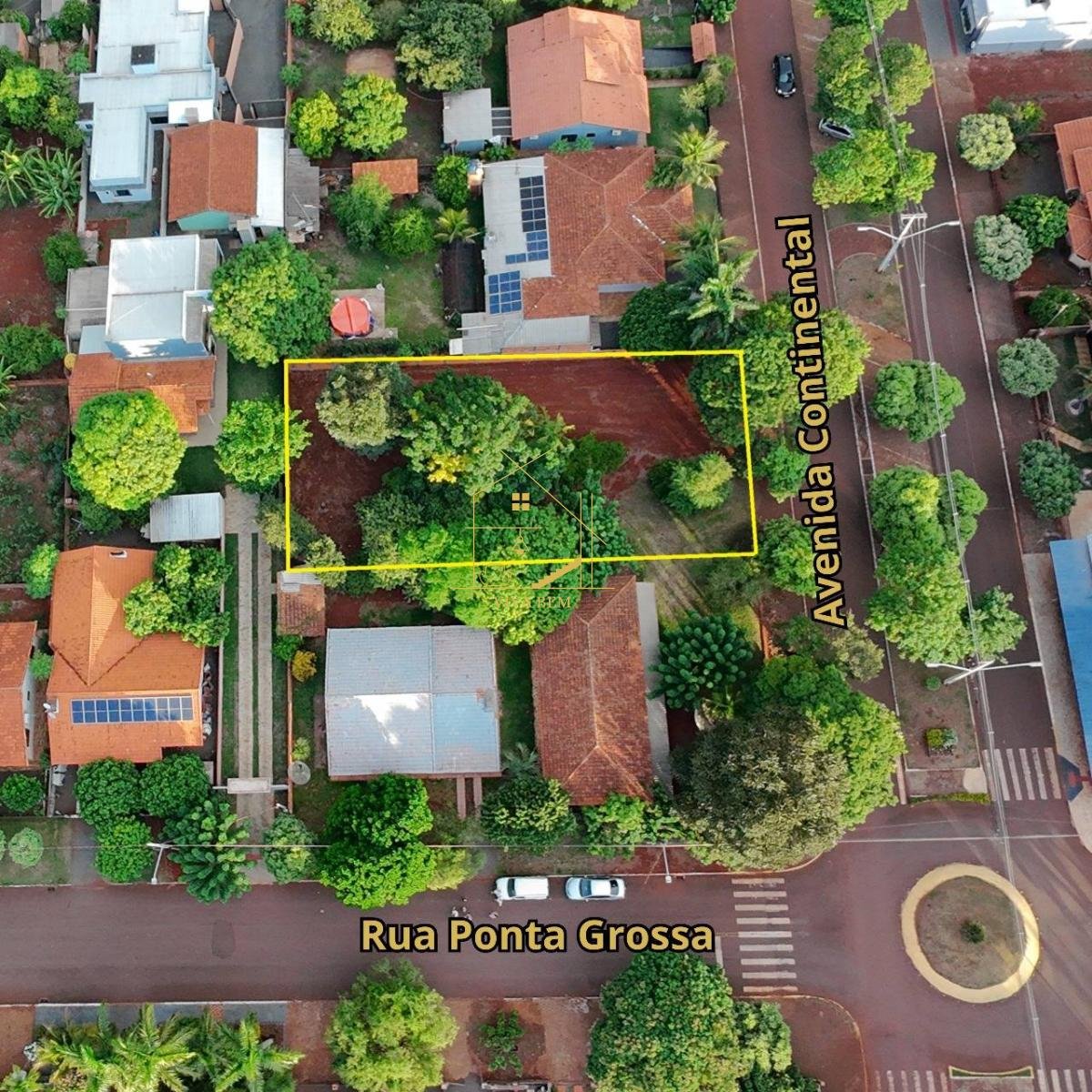 Terreno à venda em Pato Bragado, Centro, 800m²