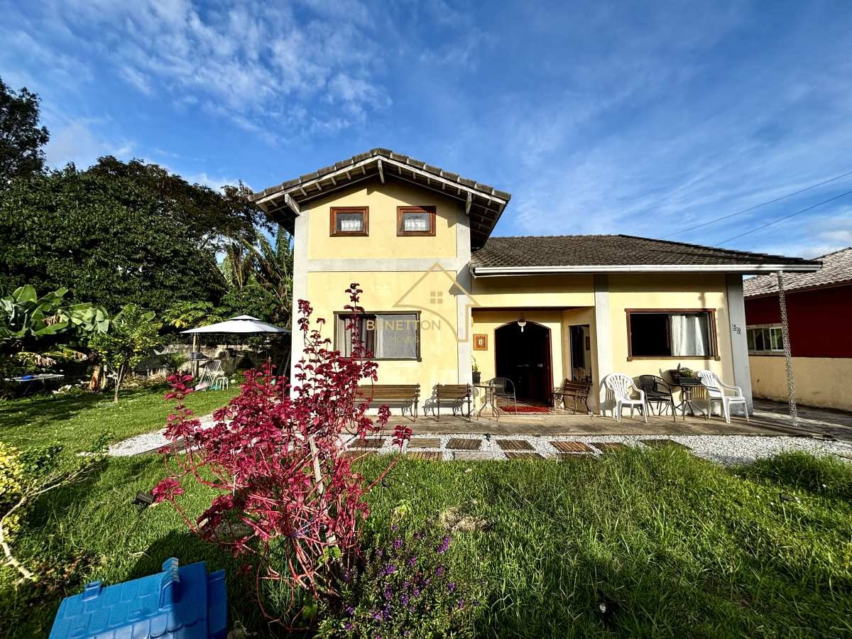 Casa de condomínio à venda com 5 quartos, 239,41m² - Vargem Grande,Teresópolis