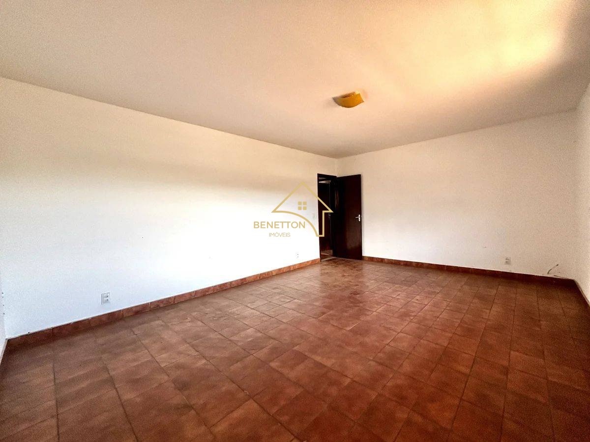 Casa à venda com 2 quartos, 105m² - Tijuca,Teresópolis