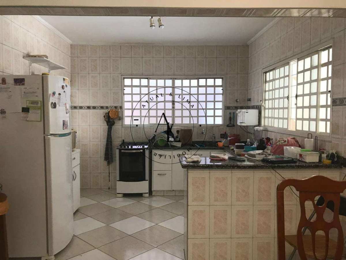 Casa à venda em Campinas, Parque dos Jacarandás, com 3 quartos, 143,91m² - Atual & Lima Imoveis