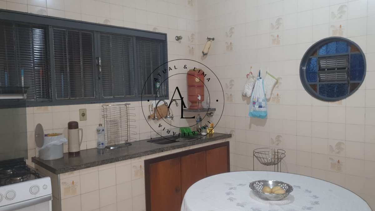 Casa de 3 quartos, 171m² no bairro Parque São Quirino, em Campinas | Eu Corretor