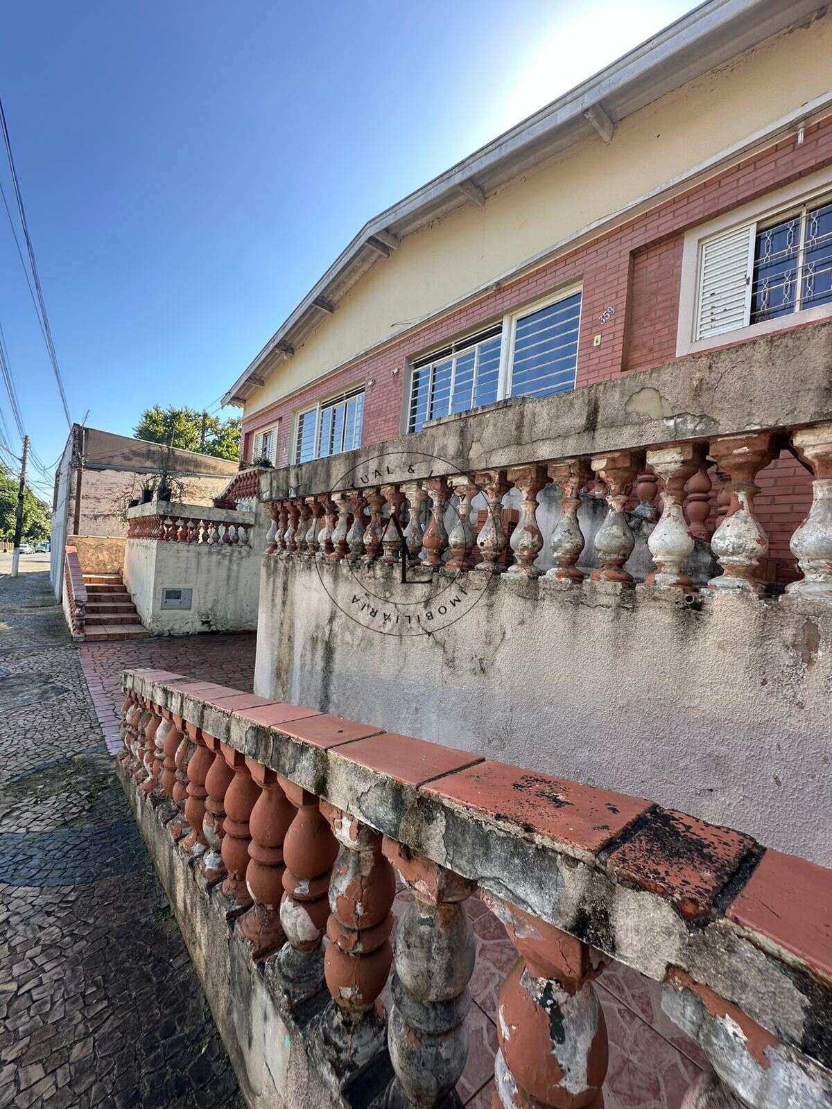 Casa à venda em Paulínia, Santa Cecília, com 3 quartos, 315m² - Atual & Lima Imoveis