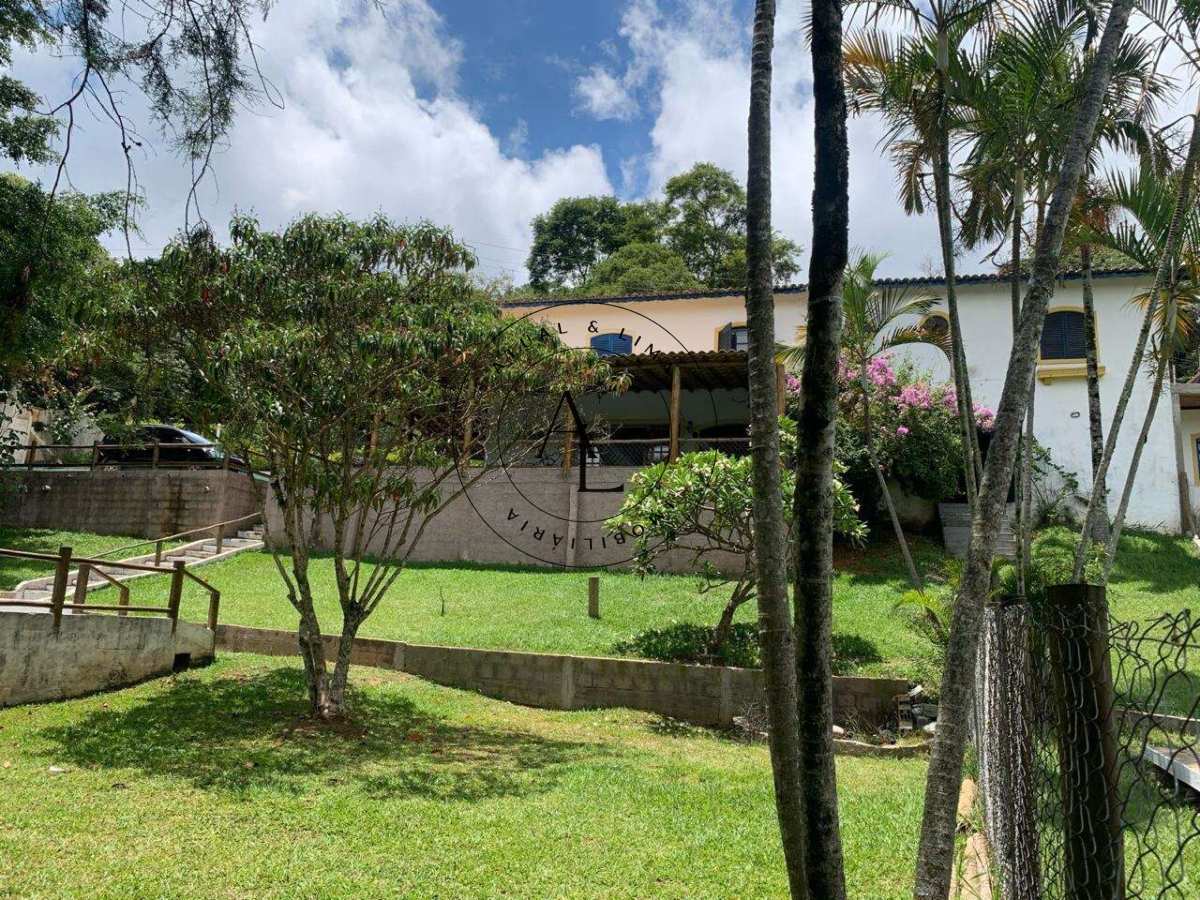 Chácara à venda com 3 quartos, 250m² - Foto 4