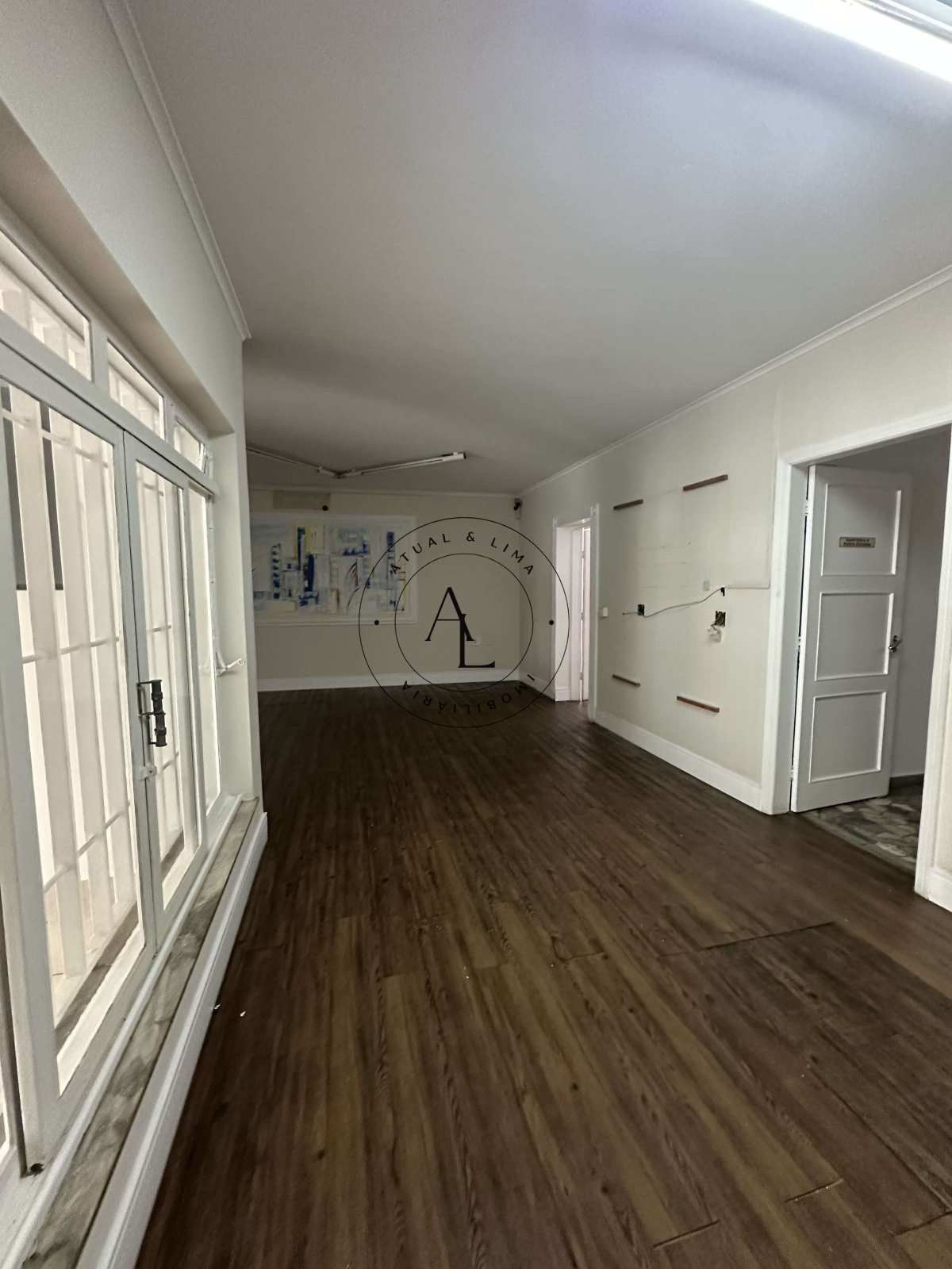 Prédio comercial em Campinas, Cambuí, 388,3m² - Atual & Lima Imoveis