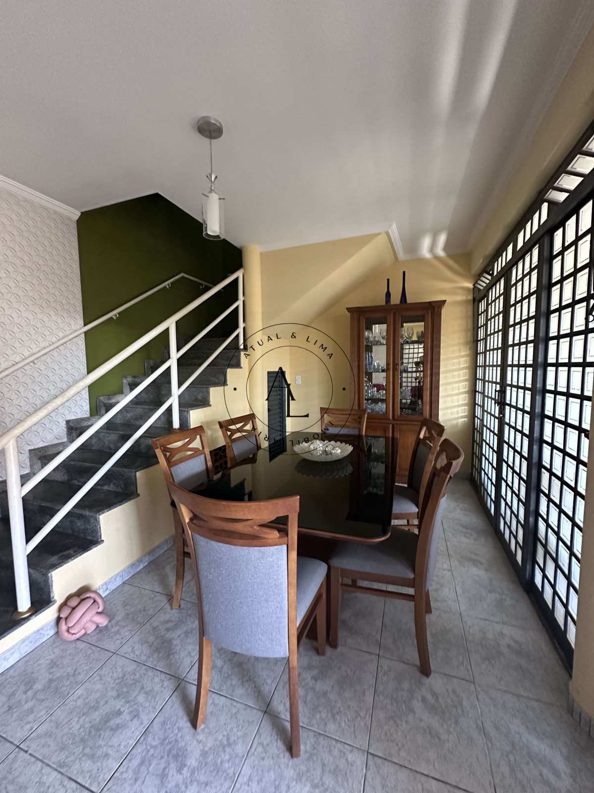 Sobrado à venda em Campinas, Jardim Myrian Moreira da Costa, com 4 quartos, 265m² - Atual & Lima Imoveis