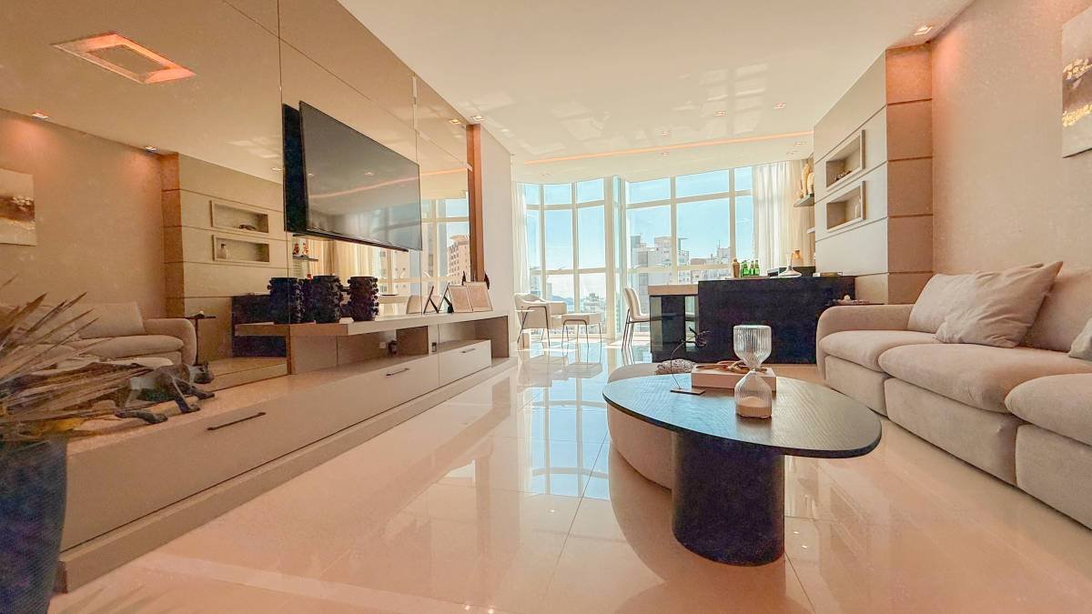 Apartamento Mobiliado com 3 Suítes na Barra Sul de Balneário Camboriú - GFP Negócios Imobiliários