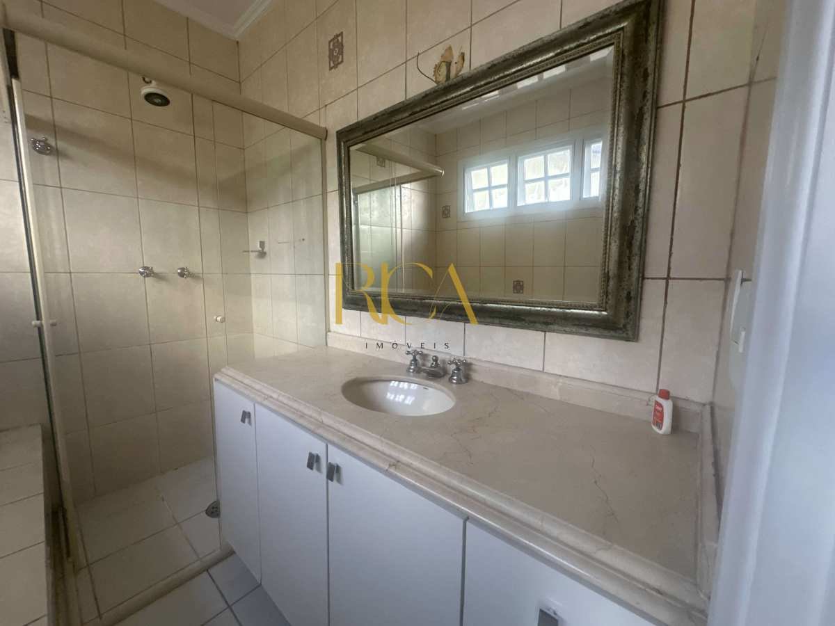 Casa de condomínio à venda com 4 quartos, 350m² - Alphaville,Barueri