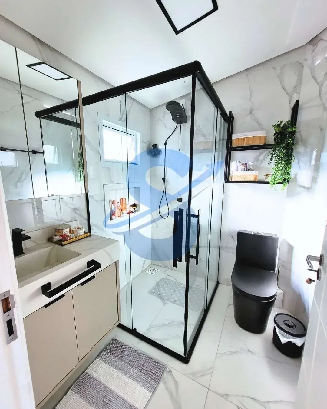  - Apartamento à venda, com 3 quartos, 114m²